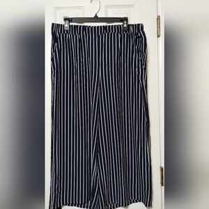 Signature Collection Size XL Navy and White Striped Trousers